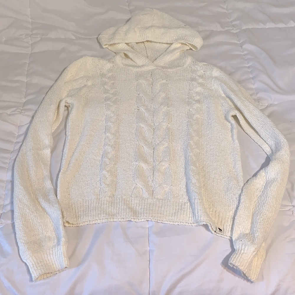 Abercrombie and Fitch Cable Hoodie Sweater